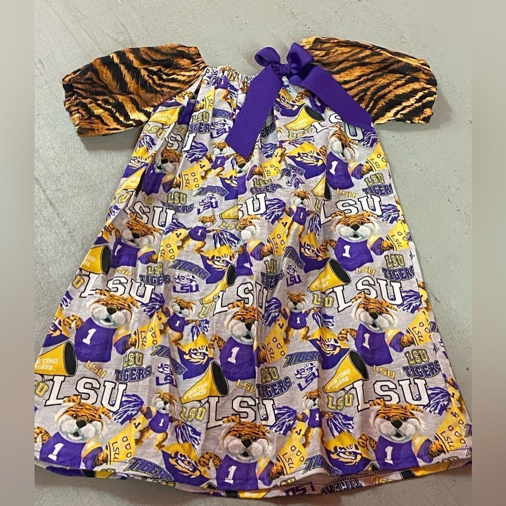 Boutique LSU Girls dress 2t b04